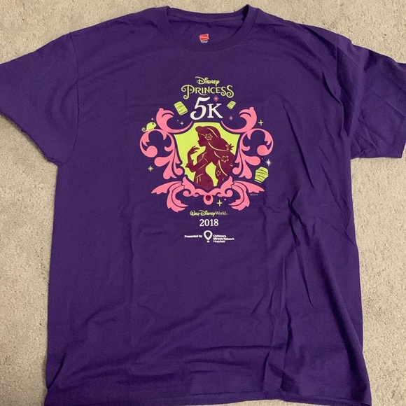 Rundisney Princess 2018 race shirt - Picture 1 of 3